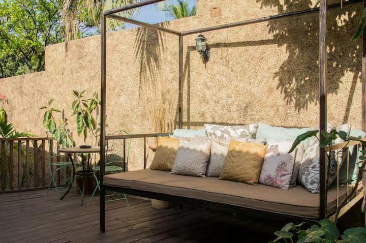 One32 Guesthouse Bejeweled Kingston Luaran gambar