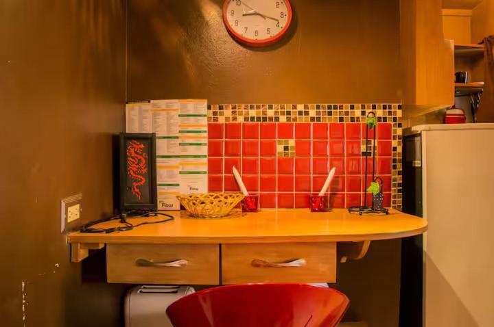 One32 Guesthouse Bejeweled Kingston Luaran gambar